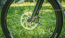 Spaak van het wiel van de Fiido Nomads touring elektrische fiets